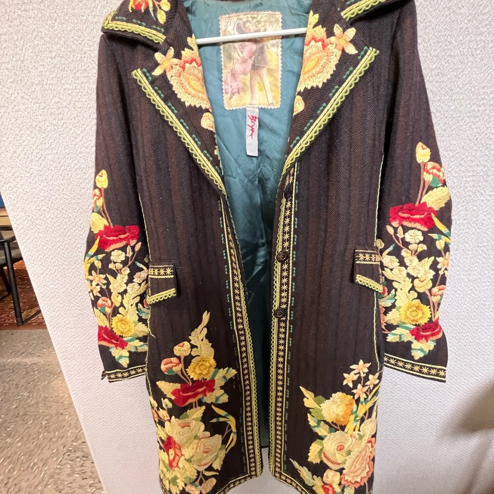 Johnny Was gorgeous embroidered wool full length detailed jacket size small euc
